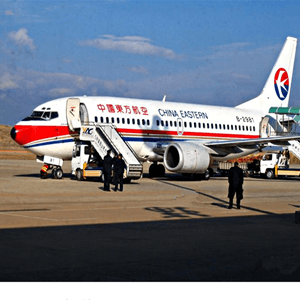 徕宁航空运输航空快运业稳步发展的原因是什么？